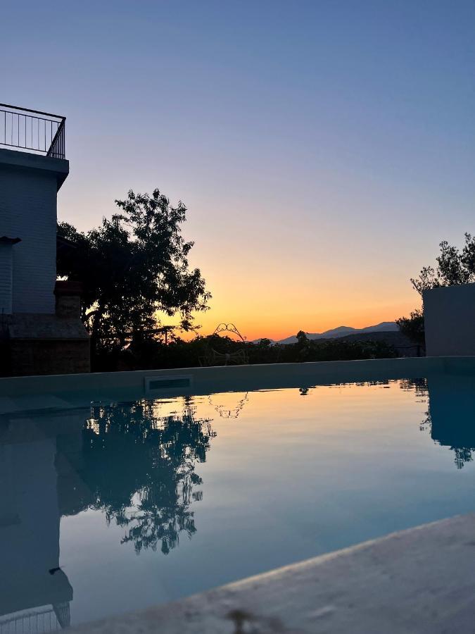 Agios Georgios  Theodore Resort מראה חיצוני תמונה
